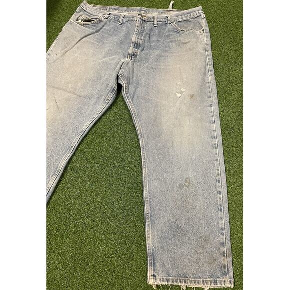 Vintage Wrangler 44x30 Relaxed Fit Blue Jeans Classic Denim Work Pants - Picture 2 of 12
